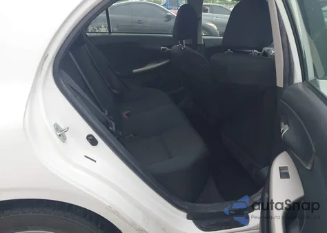 2011 Toyota Corolla S z USA, uszkodzony, nr VIN 2T1BU4EE8BC697290